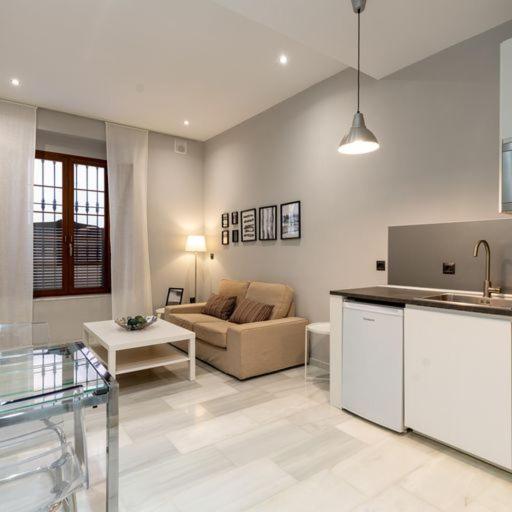 Coqueto Apartamento Para Descubrir Sevilla Exterior photo